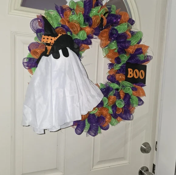 Ghost halloween wreath- handmade